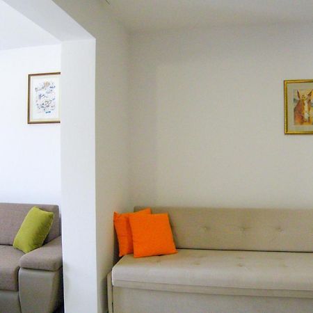 Lada Apartmani Novalja Exterior photo