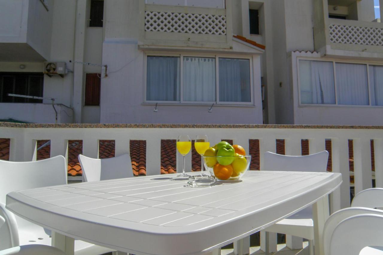 Lada Apartmani Novalja Exterior photo